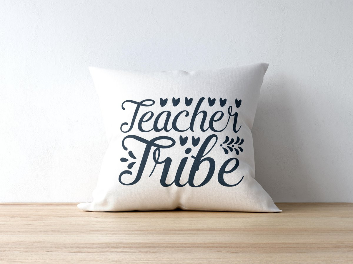 Sierkussen Teacher Tribe - Cadeau voor Leerkrachten, Juf of Meester - Polyester