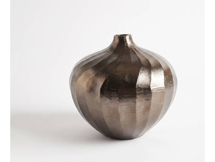 DELIFE Vase Torvia B20 x T20 x H19 cm Aluminium Mokka Bronze Handgemacht, Wohnaccessoires