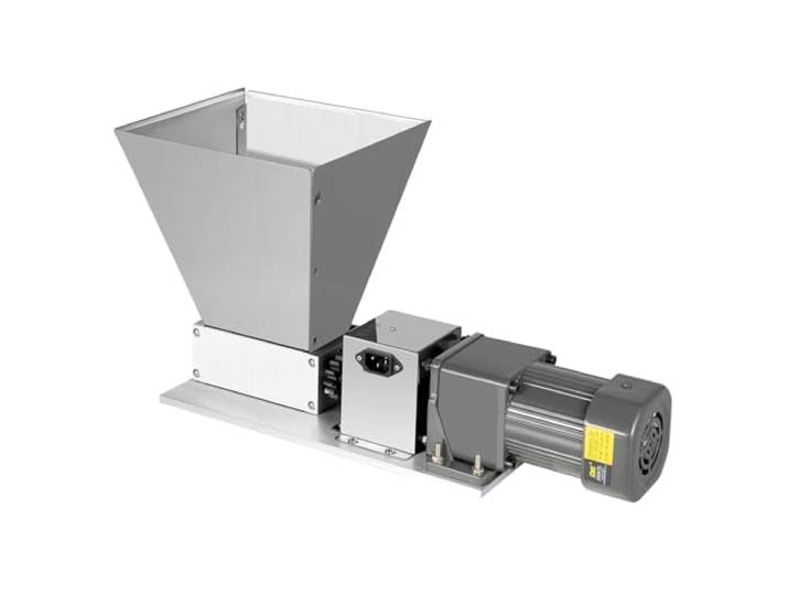 Elektrische Getreidebrecher, 20kg(44lbs)/h Getreide Schrotmühle, 4L Malzmühle mit 4 x Trichter, Einstellbare Rollen, Malzmühle Walzenmühle Kurbelgriff