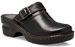 Wide Width Women's Mae Clog by Eastland in Black (Size 7 W)