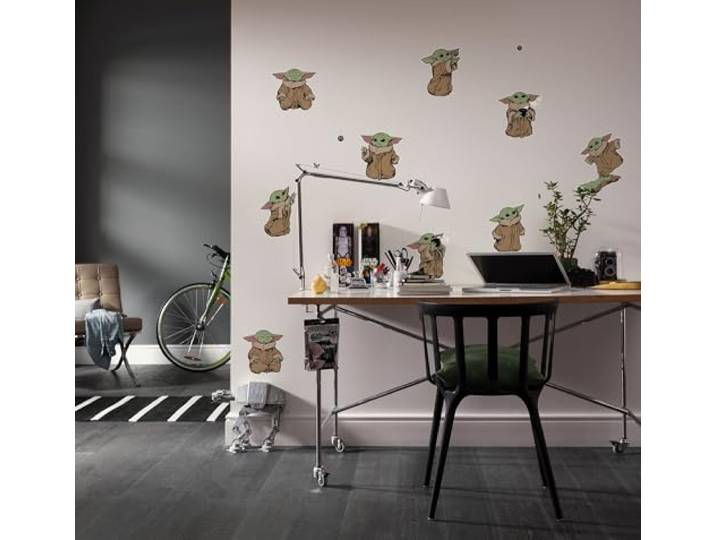Komar Wandtattoo - Star Wars The Mandalorian Grogu The Cutest - Größe 50 x 70 cm - Wandsticker, Kinderzimmer, Wanddekoration, Braun,grün