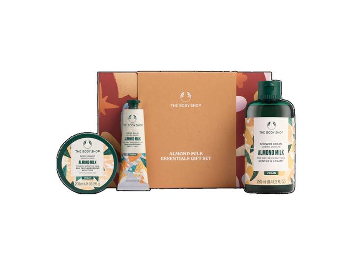 The Body Shop Almond Milk Essentials Geschenkset - 480 ml
