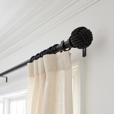 Acroma Adjustable Black Single Curtain Rod with Final Set for Window