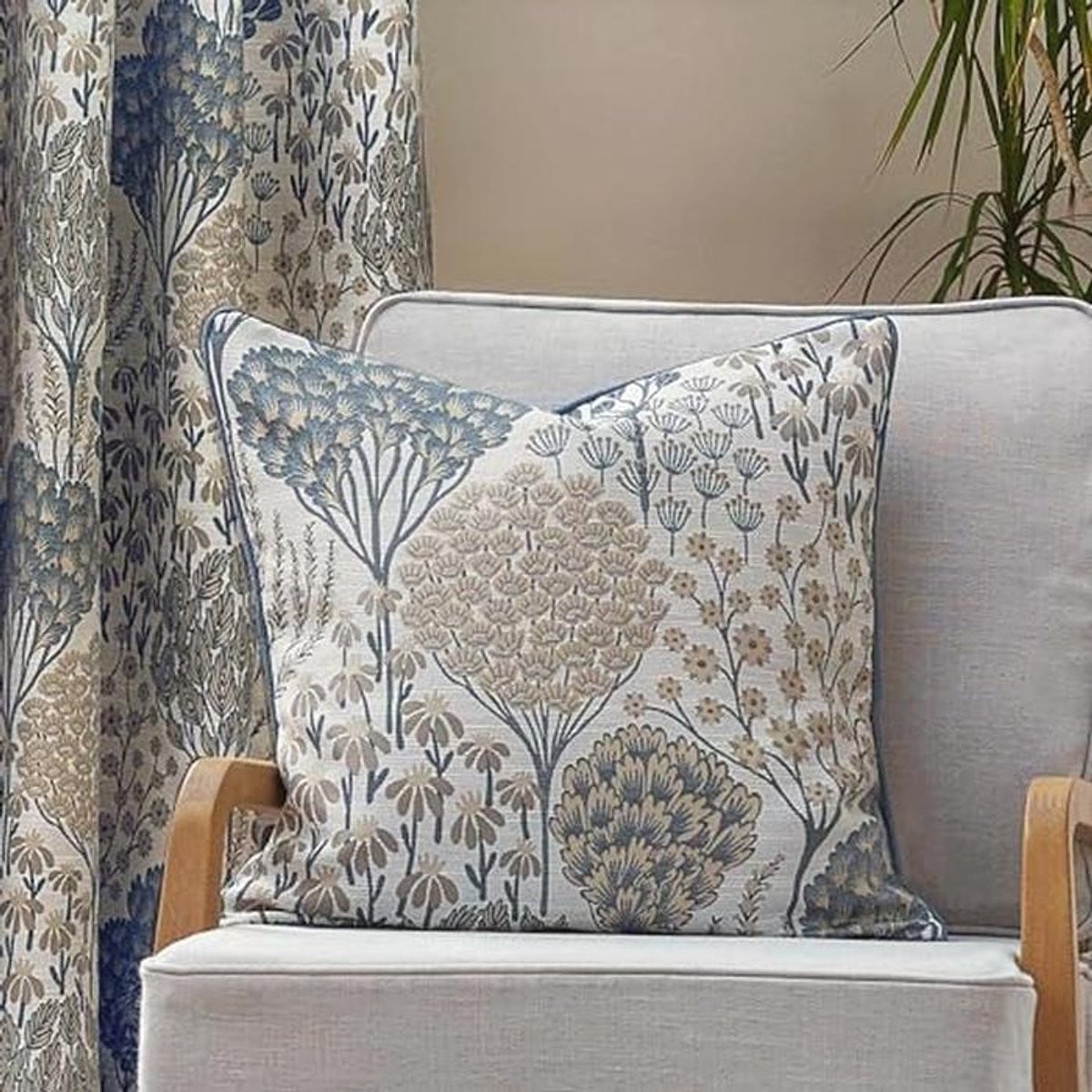 Bloemen Jacquard Kussenhoes met Modern Botanisch Ontwerp