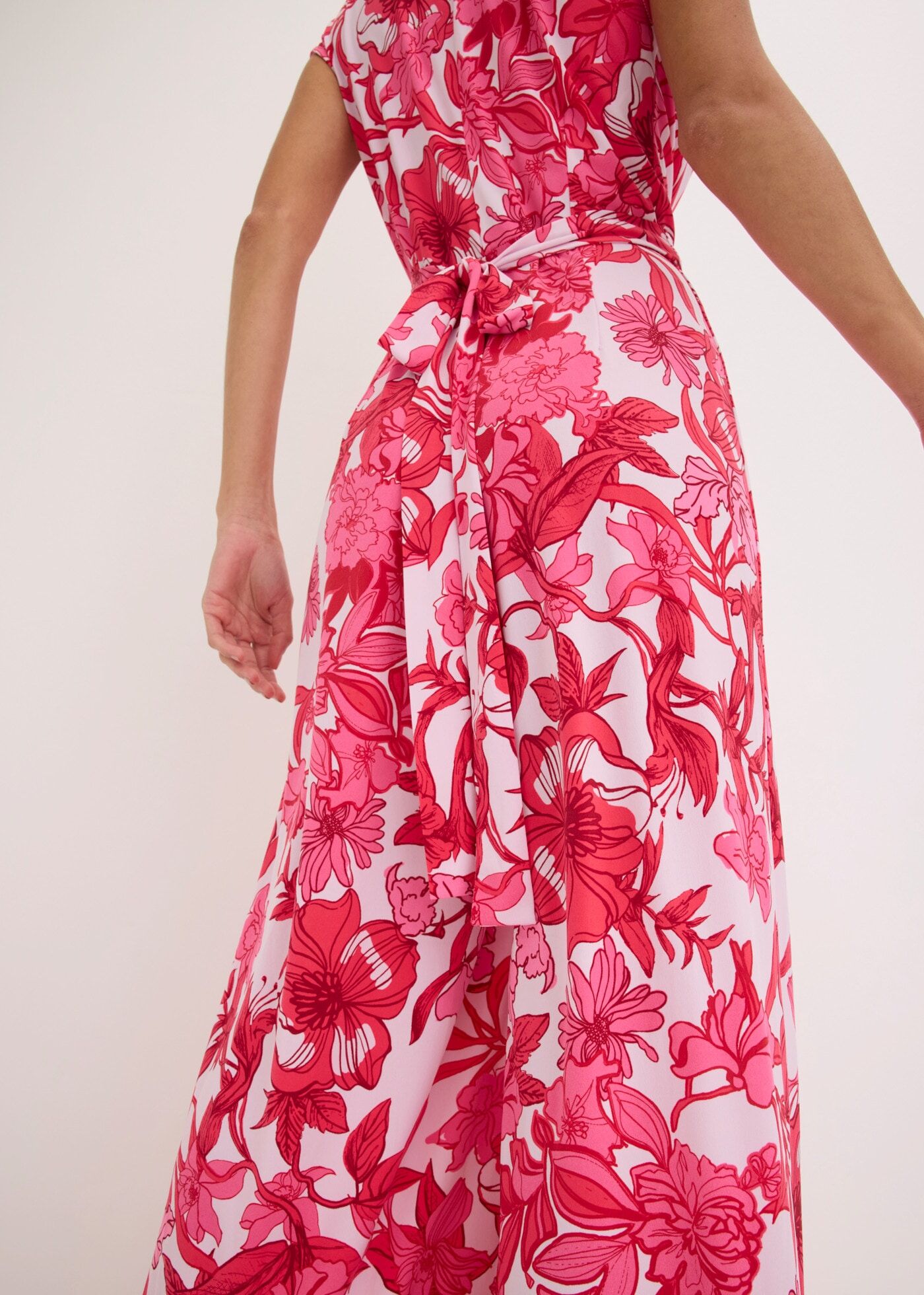 Jumpsuit BONPRIX, Damen, Gr. 36/38 (S), N-Gr, rot (pink floral), Obermaterial: 95% Polyester, 5% Elasthan, loose fit, Overalls Jumpsuit, floral bedruckt, weites Bein, mit Drapierung in der Taille, ärmellos pink floral 36/38 (S), N-Gr