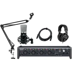 Tascam US-4x4HR USB Audio-Interface Podcast Set