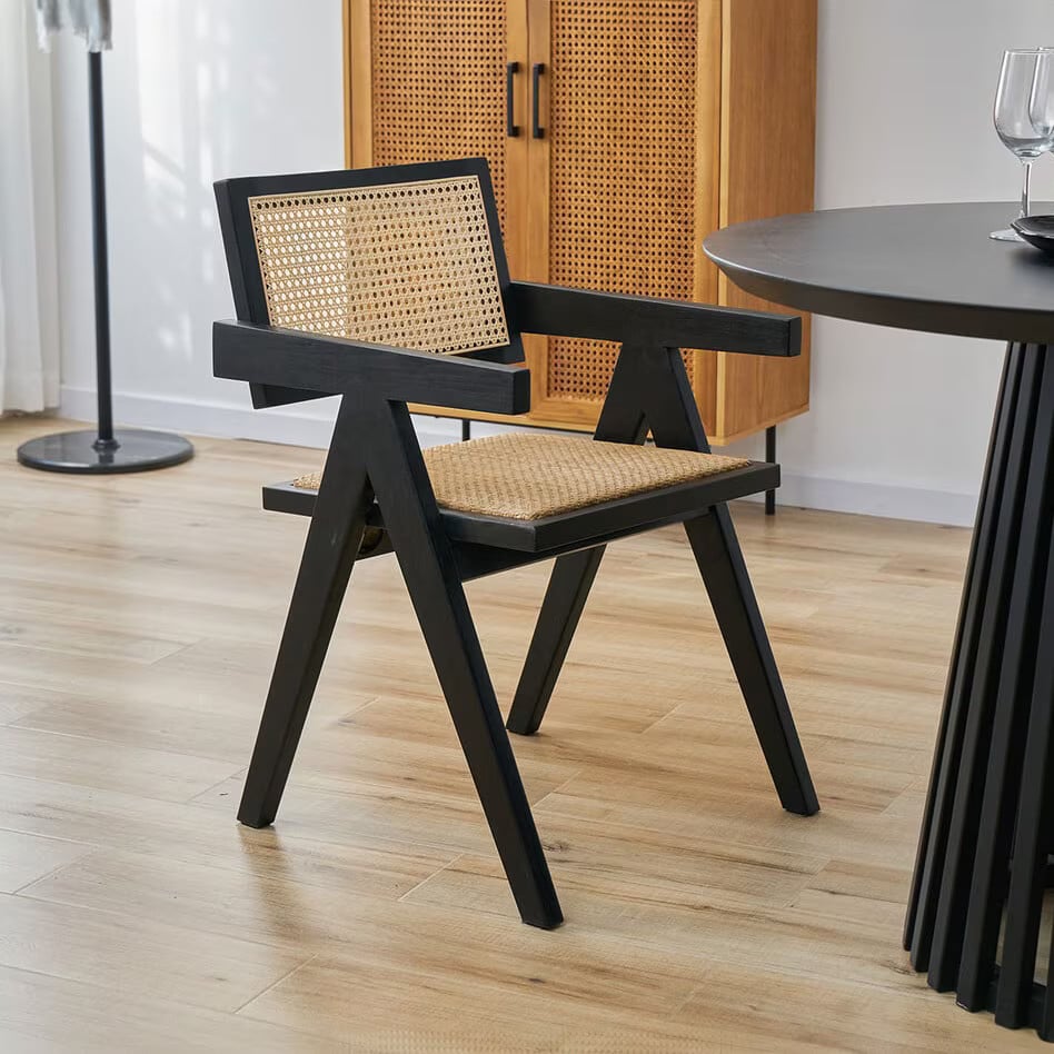 Artistiq Living Eetkamerstoel Daja - Zwart - Rattan en Hout - Vintage stijl