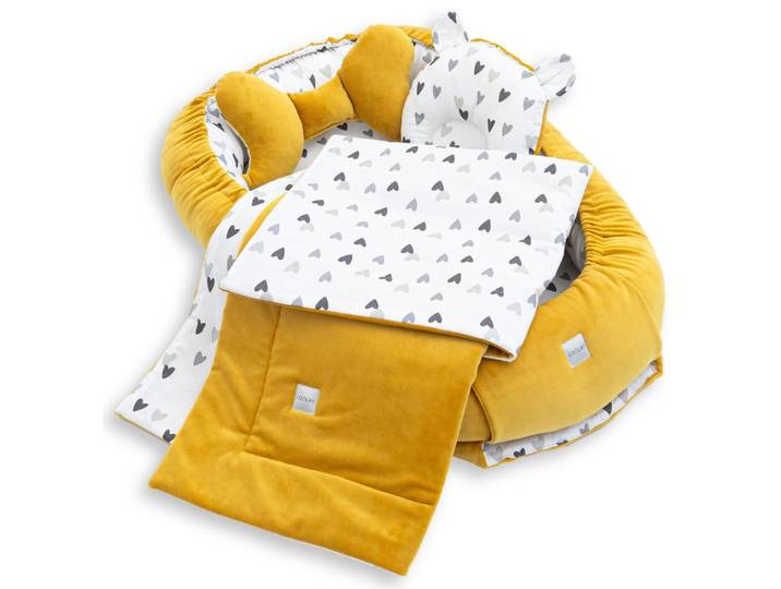 Loolay Kuschelnest BABYNEST 5 TLG. Set PREMIUM Babyausstattung Baumwolle & Samt Velours, (MUSTER: GELB Samt Velour/ Herzchen Grau, 5-tlg., Liebevoll handgefertigt Nestchen! Geborgenheit Komfort für Neugeborene), Premium Ausstattung - 100% Europäische Stoffe und Kleinserien-Nähen!