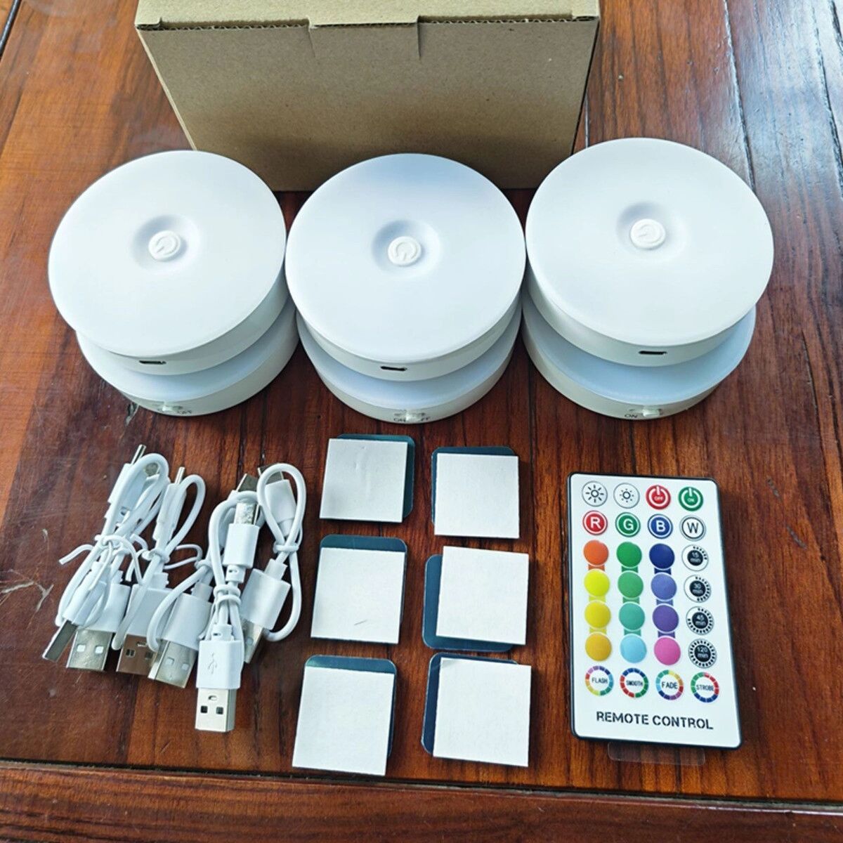 INF 6er-Set 16-Farben-RGB-Nachtlichter, wiederaufladbar, magnetisch, mit Fernbedienung und Dimmfunktion