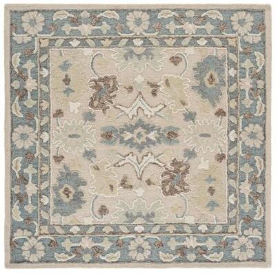 SAFAVIEH Handmade Ebony Viktorya Wool Rug