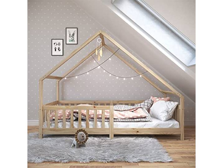 IDIMEX Hausbett CORA 90x200 cm, Natur - Kinderbett mit Rausfallschutz aus Massivholz, Montessori Bodenbett, Holzbett für Jungen und Mädchen