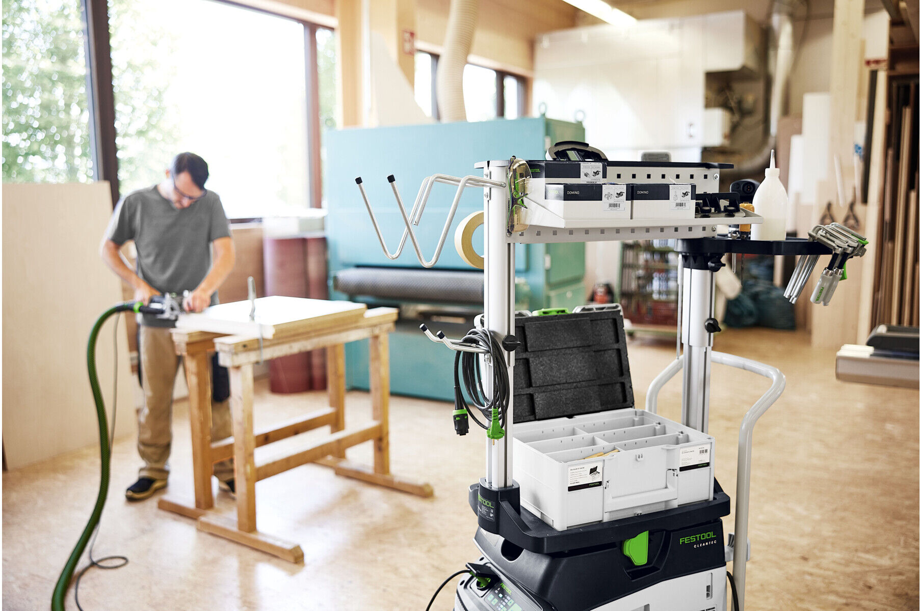 Festool WCR 1000 T-Loc Workcenter mit vielseitigen Aufbewahrungsmöglichkeiten und einfacher Montage für den Einsatz in der Werkstatt oder auf der Baustelle, 577253)