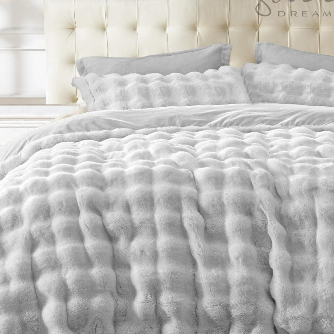 Symple Stuff Luxury Thermal Supersoft Faux Fur Duvet Set Silver King