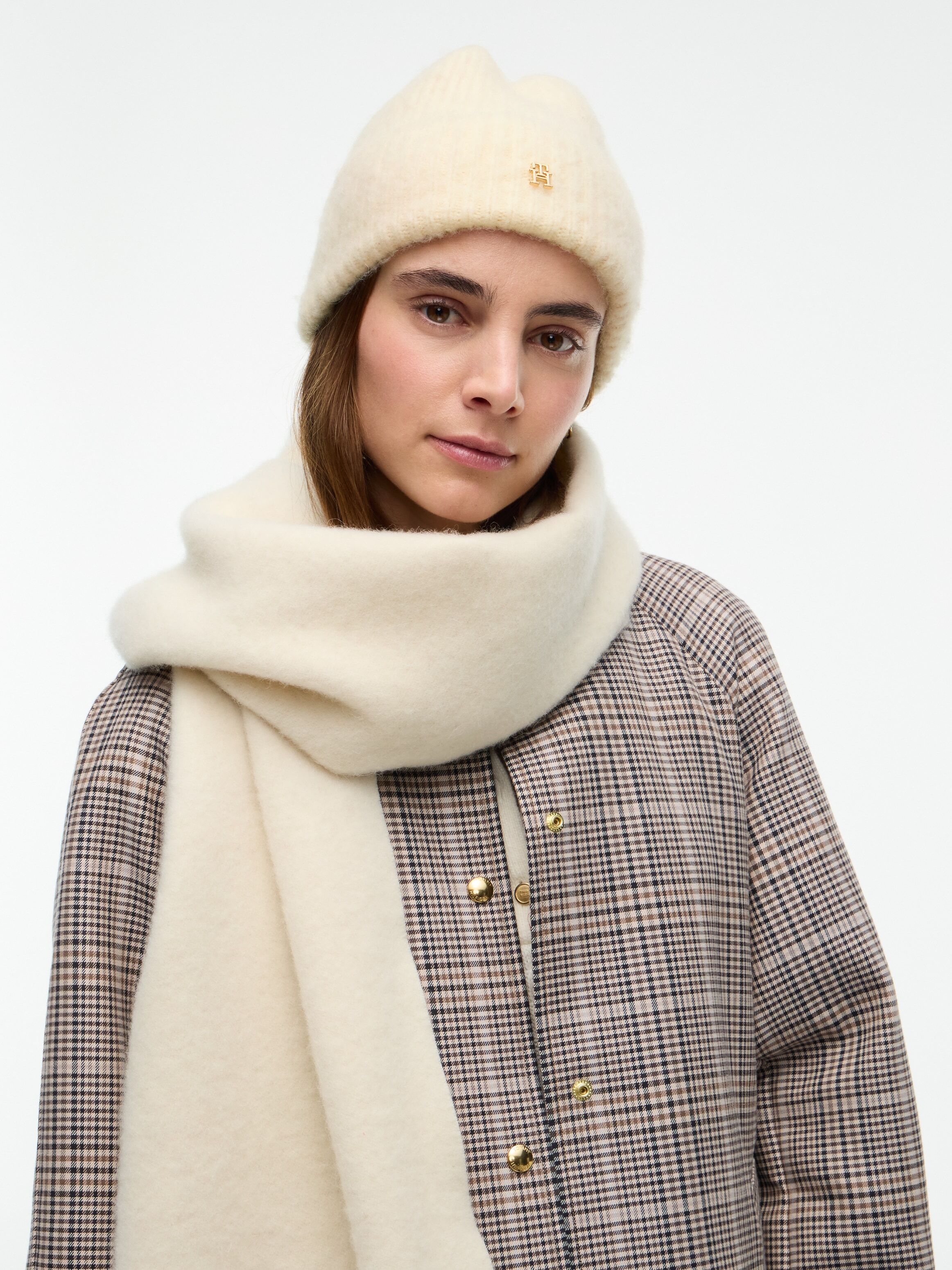 Beanie TOMMY HILFIGER "TH ELEVATED CHIC", Damen, beige (sugarcane), Strick, Materialmix, Mützen Beanie, mit Alpakawollanteil sugarcane Einheitsgröße