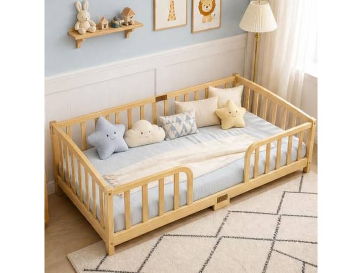 Bellemave Kinderbett Bodenbett 90x200 mit Rausfallschutz, Kiefer, Holzfarbe Abgerundeter Rausfallschutz, zentraler Einstieg, ohne Lattenrost, belastbar 120 kg, als Floor Bed Montessori Bed