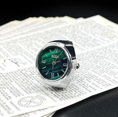 Uplift Essentials Vintage Finger Ring Watch Quartz Adjustable Design green steel