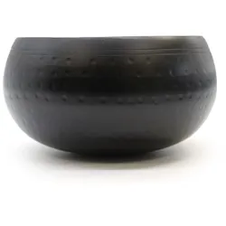 Lrg Black Beaten Bowl - 18cm