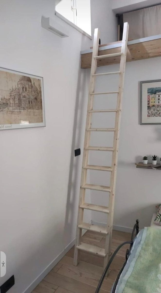 Houten ladder voor stapelbed van massief grenenhout, Hoogte: 150 cm, Natuurlijk hout