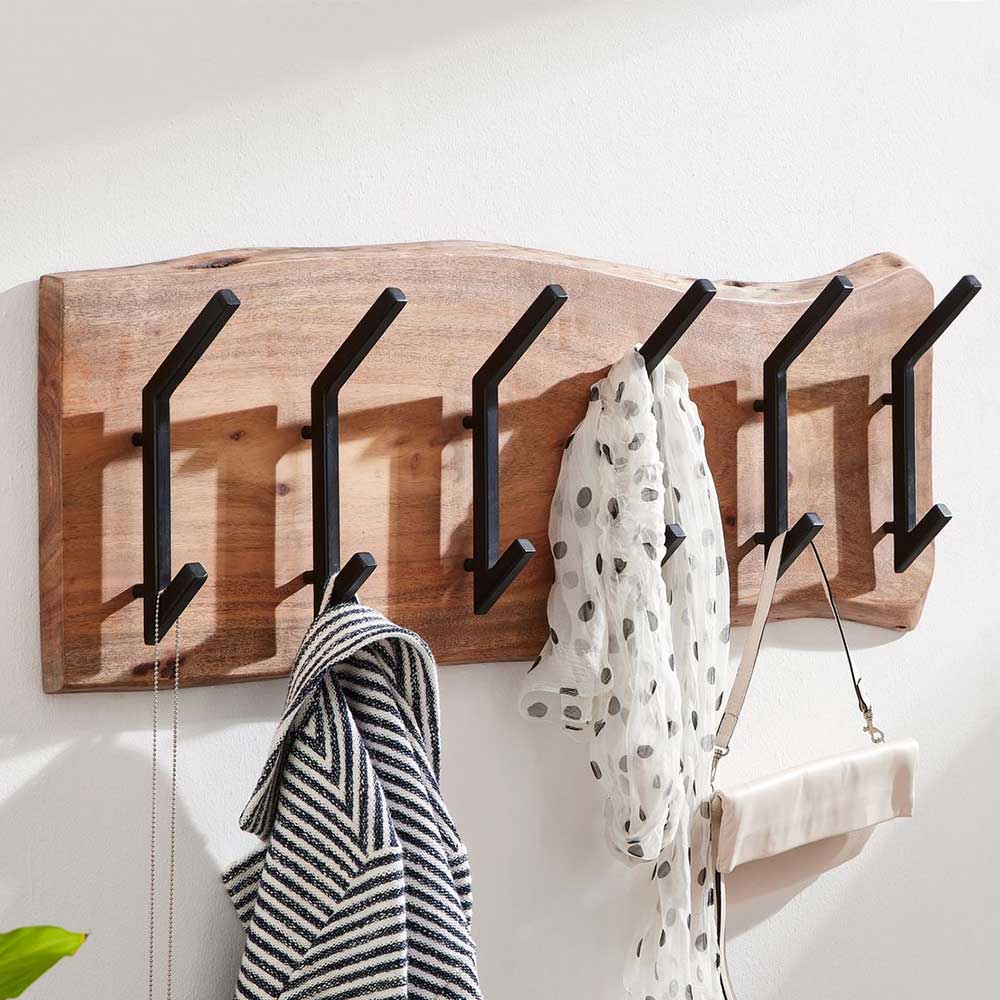 Pharao24.de Wandgarderobe aus Akazie Massivholz und Metall Baumkante