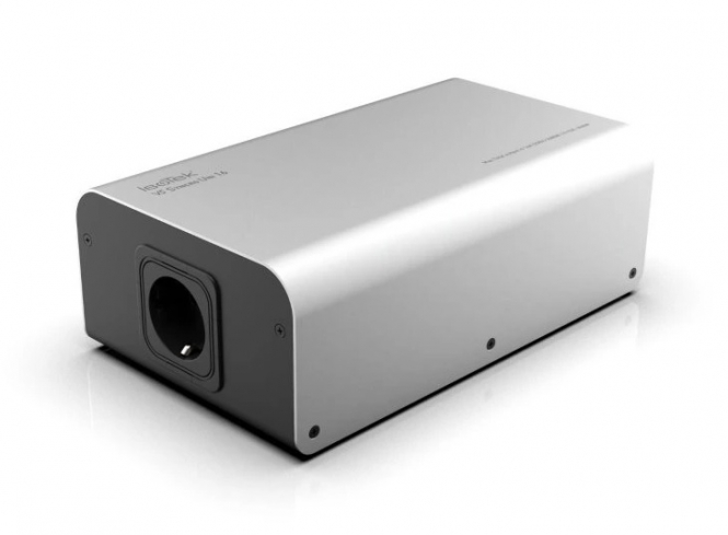 IsoTek IsoTek V5 Syncro Uni 16 - Silber