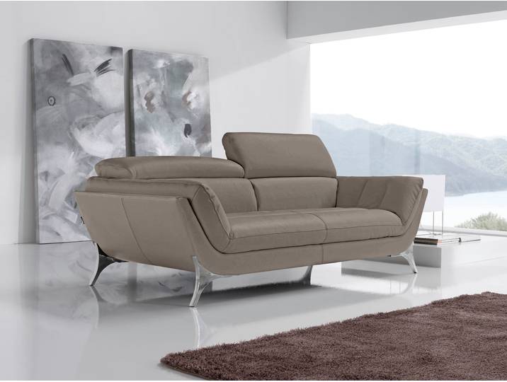 2,5-Sitzer EGOITALIANO Sueli, extravagantes Design und erstklassiger Sitzkomfort , grau (taupe), B:218cm H:100cm T:110cm, Leder »NUVOLE« (Echtes Rindsleder). Halbnatürliches, halbnarbiges Rindsleder mit einer natürlichen Körnung von 1, 2 bis 1, 4 mm. Dieses Leder hat eine weiche, wachsartige Hand mit mattem Aussehen und einem Wolkeneffekt. Es handelt sich um ein Naturleder, das die ursprünglichen Eigenschaften der Lederhäute nicht verändert. Das Vorhandensein von verheilten Narben, Körnungsunterschiede, Falten, Adern, Unterschiede in den Farbtönen und andere Spuren, die die Natur auf diesen Fellen hinterlassen hat, sind ein Beweis für die absolute Echtheit und das Zeugnis ihres grossen Wertes. Leder »BACIO« (echtes Rindsleder). Halbnarbiges Naturleder mit einer Dicke von 1, 6-1, 8 mm. BACIO hat eine weiche und wachsartige Hand mit halb undurchsichtigem Aussehen. Es handelt sich um ein Naturleder, das die ursprünglichen Eigenschaften der Lederhäute nicht verändert. Das Vorhandensein von verheilten Narben, Körnungsunterschiede, Falten, Adern, Unterschiede in den Farbtönen und andere Spuren, die die Natur auf diesen Fellen hinterlassen hat, sind ein Beweis für die absolute Echtheit und das Zeugnis ihres grossen Wertes. Leder »CAREZZA« (Rindsleder). Halbnarbiges Naturleder mit einer Dicke von 1, 2-1, 4 mm. Es hat eine weiche und wachsartige Hand mit halb undurchsichtigem Aussehen. CAREZZA ist ein Naturleder, das die ursprünglichen Eigenschaften der Mäntel nicht verändert. Das Vorhandensein von verheilten Narben, Körnungsunterschiede, Falten, Adern, Unterschiede in den Farbtönen und andere Spuren, die die Natur auf diesen Fellen hinterlassen hat, sind ein Beweis für die absolute Echtheit und das Zeugnis ihres grossen Wertes., Sofas, 2 5-Sitzer, Bezug Leder, inklusive Kopfteilverstellung