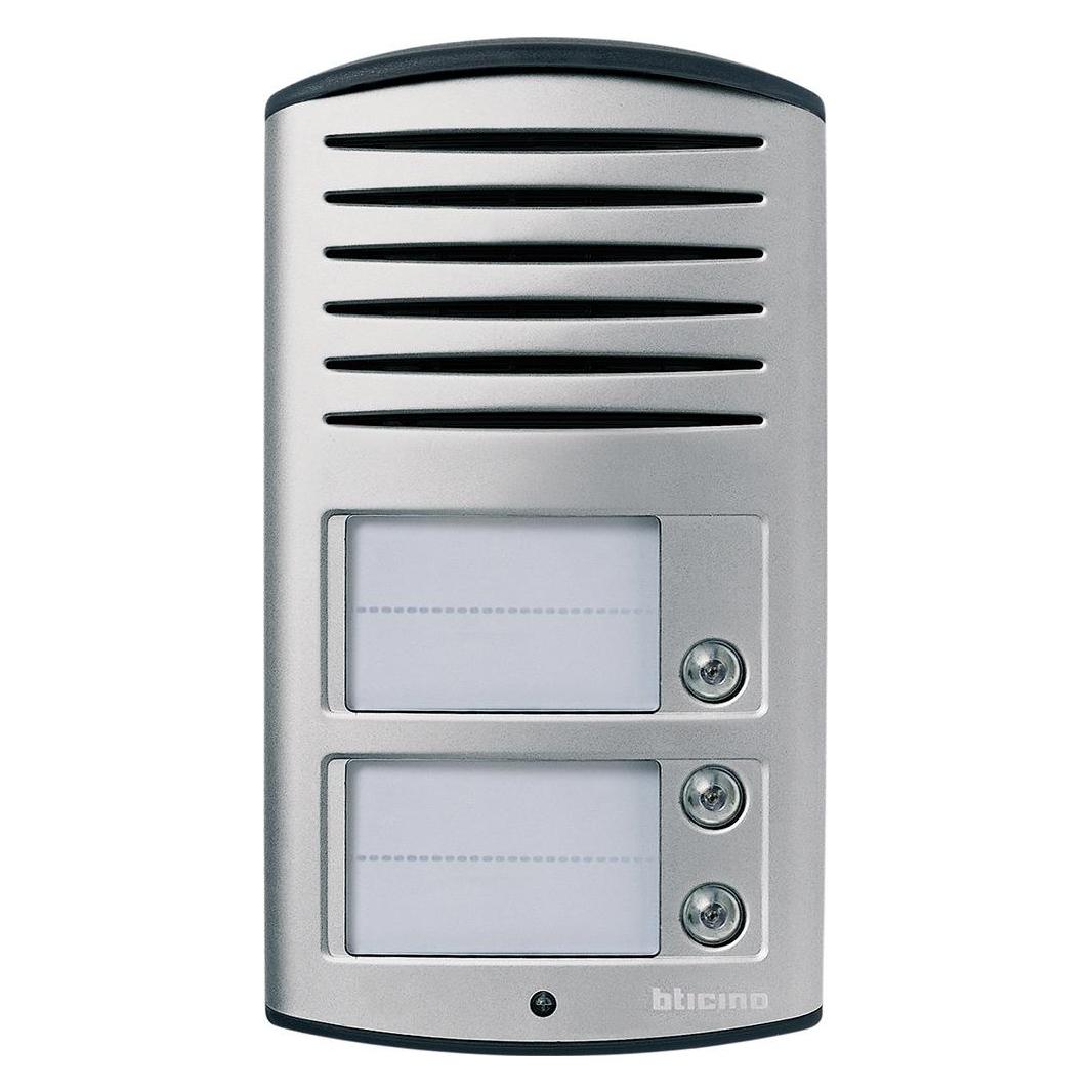 Bticino Aufputz-Türstation LINEA2000 Audio mit 3 Ruftasten (Kabelgebunden) (342931)