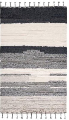 SAFAVIEH Handmade Kenya Tobea Wool Tassel Rug
