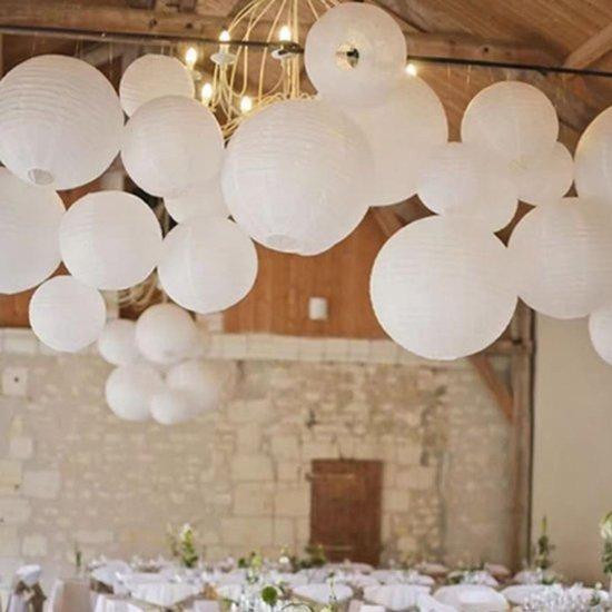 Set van 12 witte papieren lantaarns voor sfeervolle decoratie