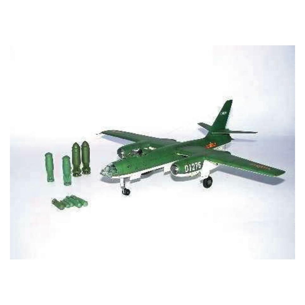 Trumpeter Iljushin IL-28 Beagle (01604)