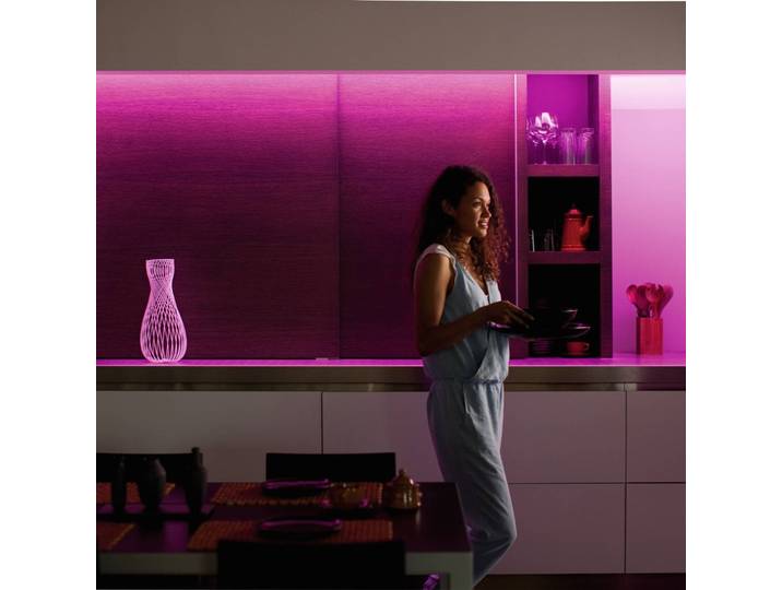 Philips Hue LightStrip Plus 1m Erweiterung PHILIPS, dimmbar, klar / transparent, für Wohn- / Esszimmer, Kunststoff, Modern