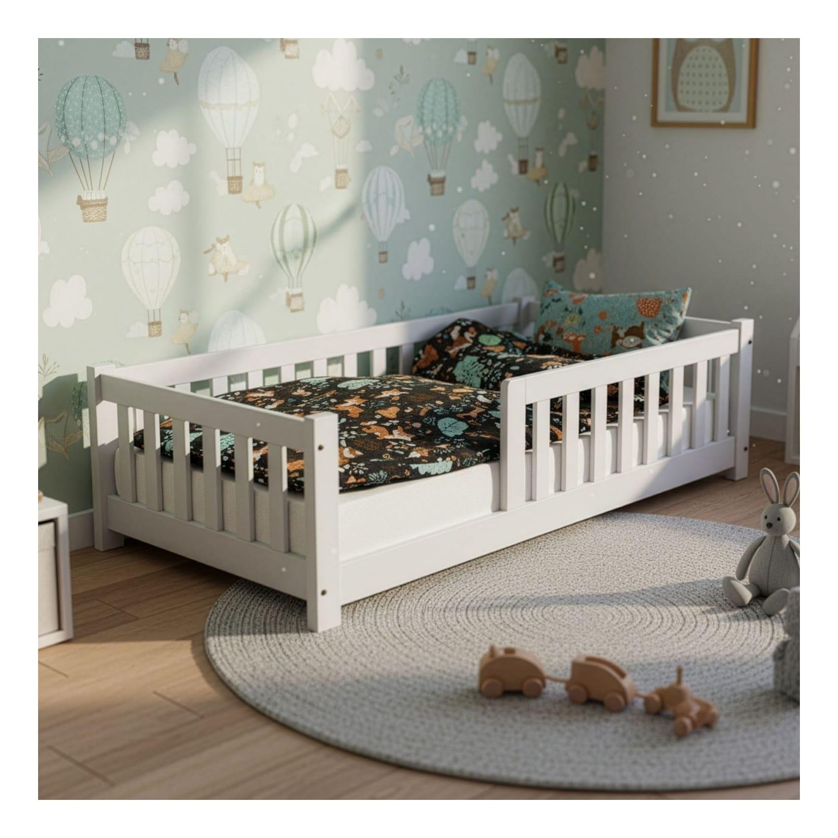 Juskys Kinderbett Naya 90x200 cm - Bett mit Rausfallschutz & Lattenrost - Holz Bodenbett Kinder Weiß