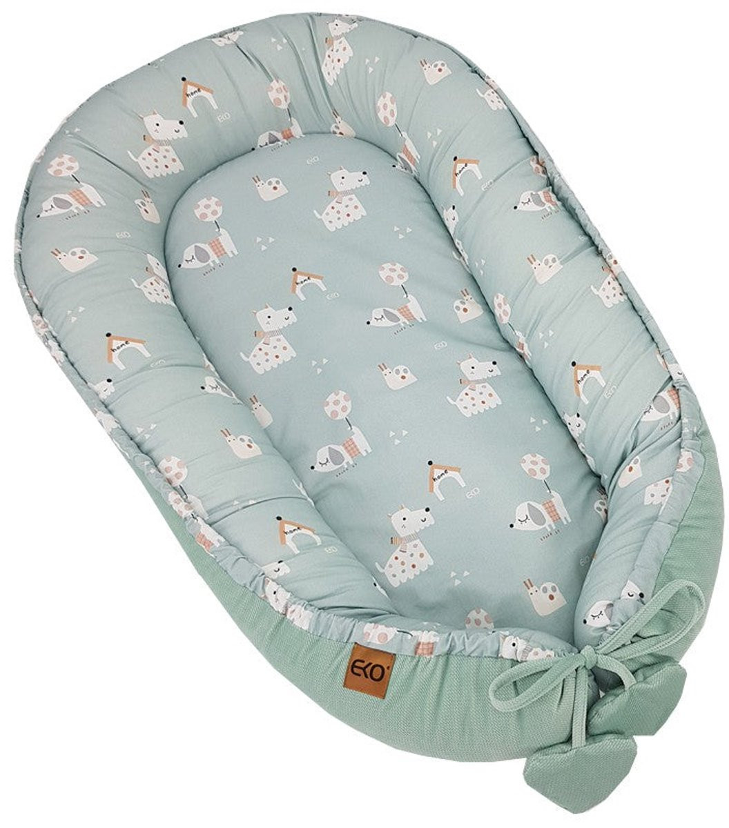 Fluwelen baby cocon voor honden