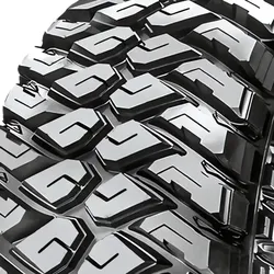 Razr MT-772 225/75 R16 115Q  Ganzjahresreifen