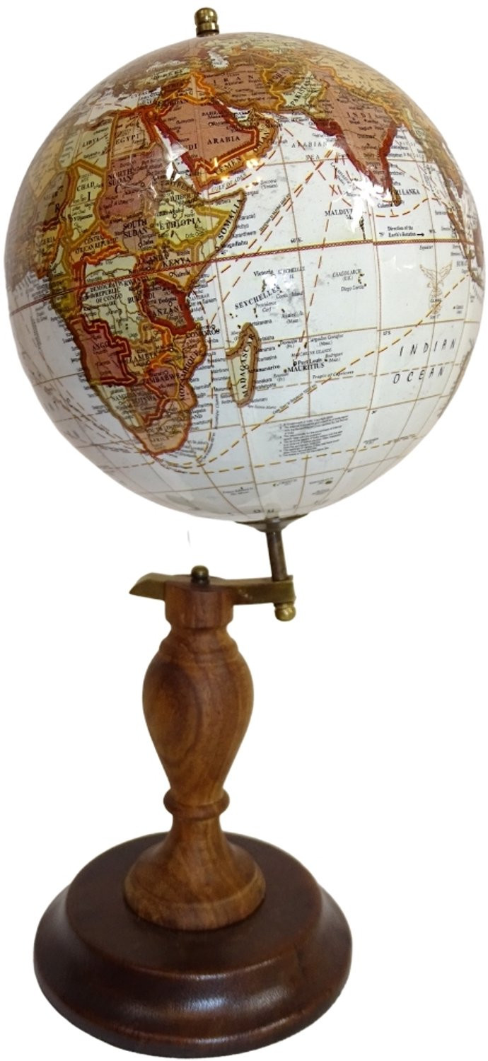 Decoratieve Wereldbol op Houten Voet in Retro Stijl