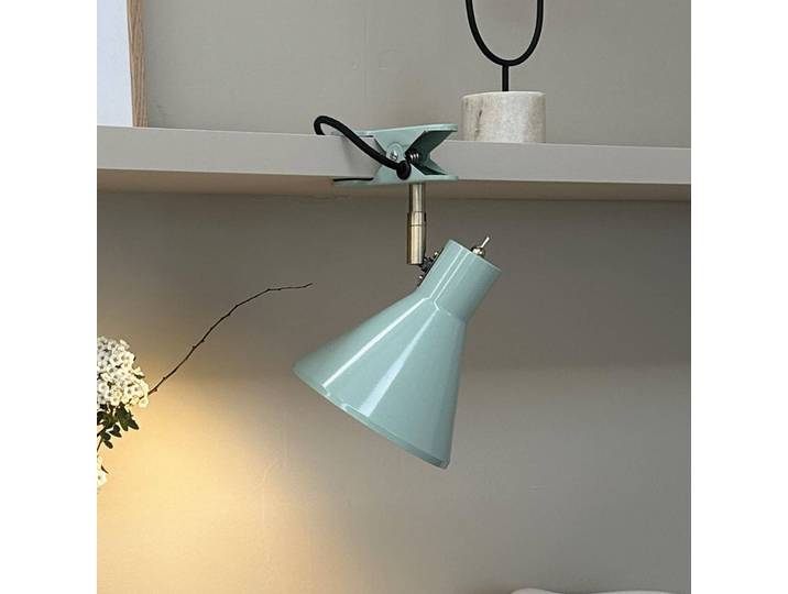Dyberg Larsen Klemmleuchte Sleep, grün, für Wohn- / Esszimmer, Metall, Design, Klemmleuchte
