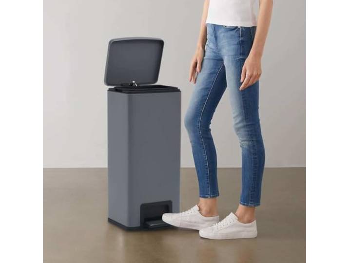 KFPOERTFGD Mülleimer 30 L mit Pedal & Inneneimer, Edelstahl Grau Sanft schließender Deckel, Fingerabdruckresistent, Minimalistisches Design