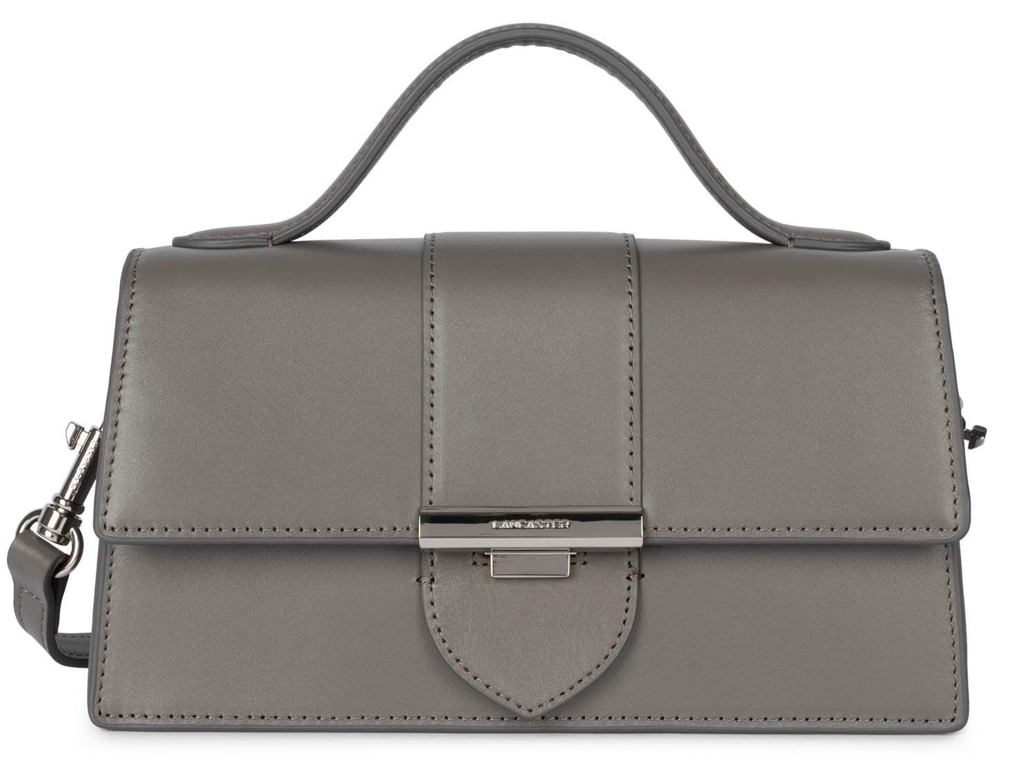 Lange Ledertasche mit Grafischer Klappe