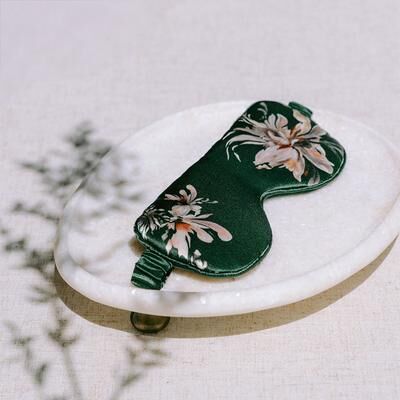 KIM + ONO Yuri Washable Silk Floral Eye Mask   Luxury Sleeping Eye Mask - verdant