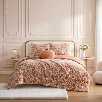 Betsey Johnson Field Of Flowers Reversible Orange Comforter Bonus Set