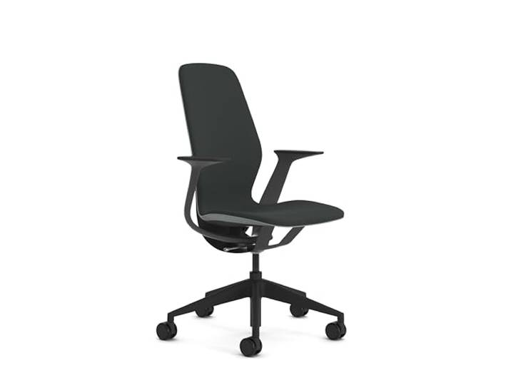 Steelcase Silq Ergonomischer, höhenverstellbarer Stuhl mit Platin Solid/Amsel Rückenlehne und Pfeffer Bezug