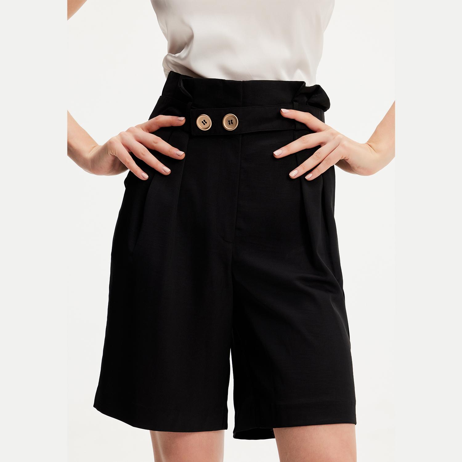 Bermudashorts mit hoher Taille und Falten