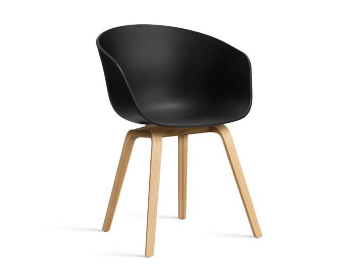 HAY About a Chair 22 2.0 Stuhl Schwarz lackiertes Eichen­gestell
