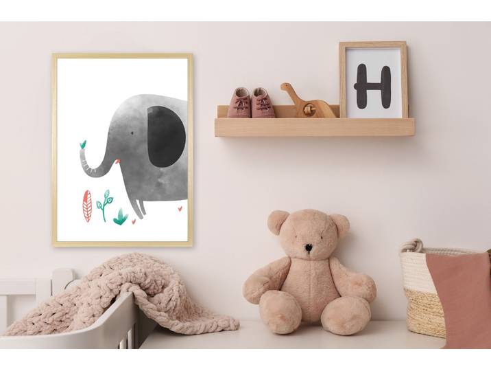 Bild mit Rahmen QUEENCE Grauer Elefant , grau (farbe rahmen: natur, braun, beige, farbe bild(er): grau), B:30cm H:40cm T:1,5cm, Holz, Plexiglas, Bilder, Bild mit Rahmen, HD Premium Posterdruck mit Echtholzrahmen