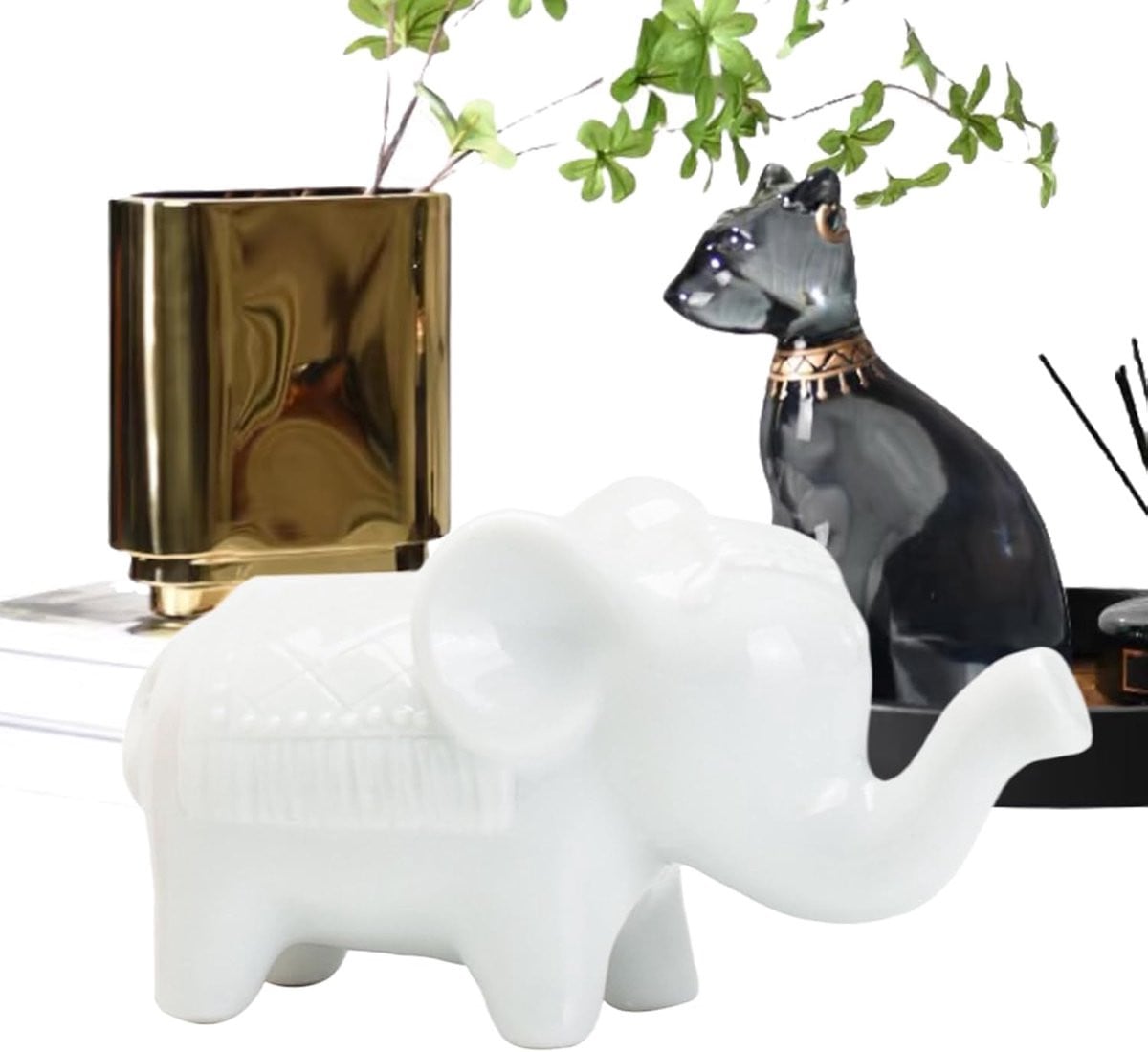 Wit keramiek olifant beeldje handgeschilderd decoratie voor op tafel