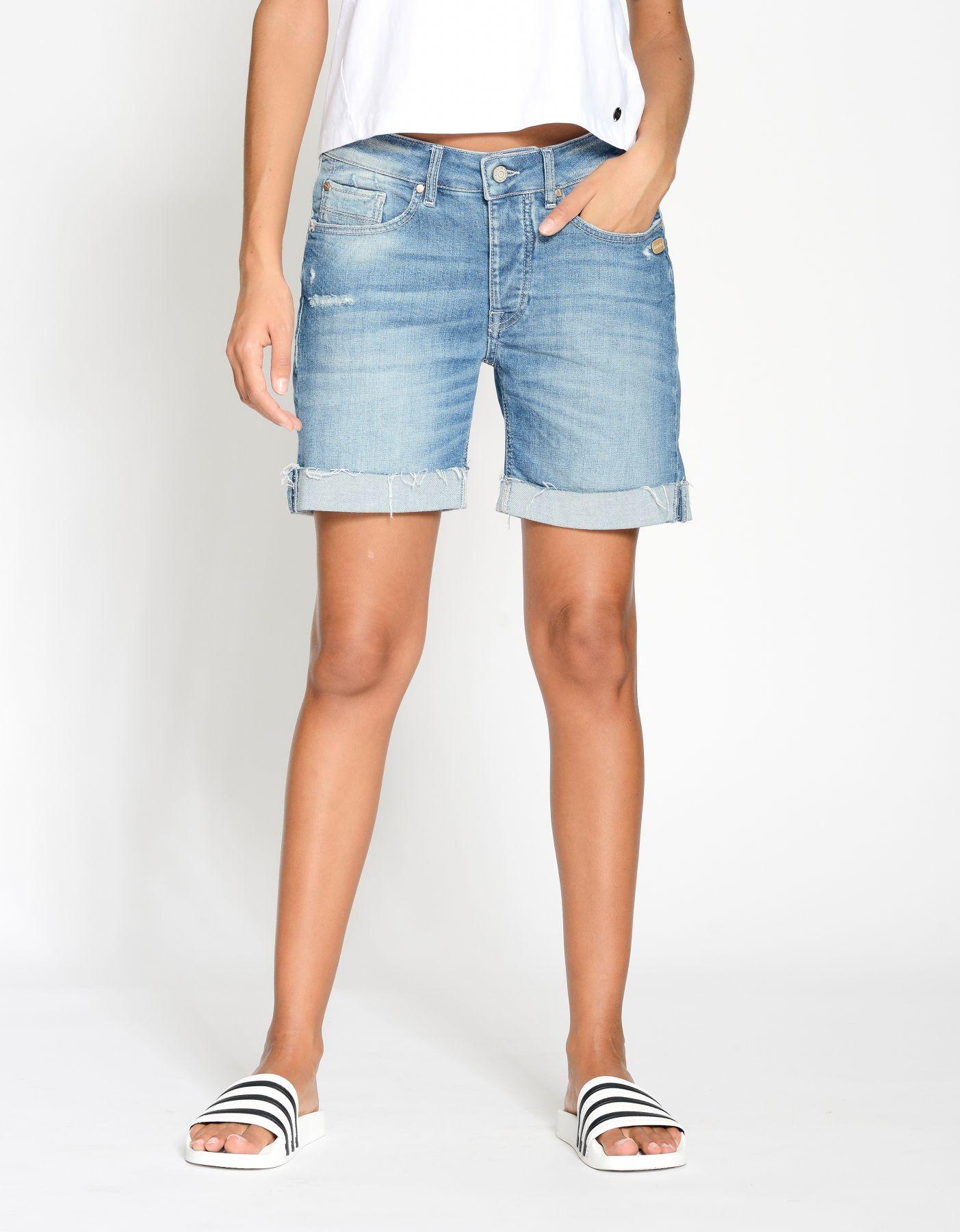 94NICA SHORTS - boyfriend fit Jeans
