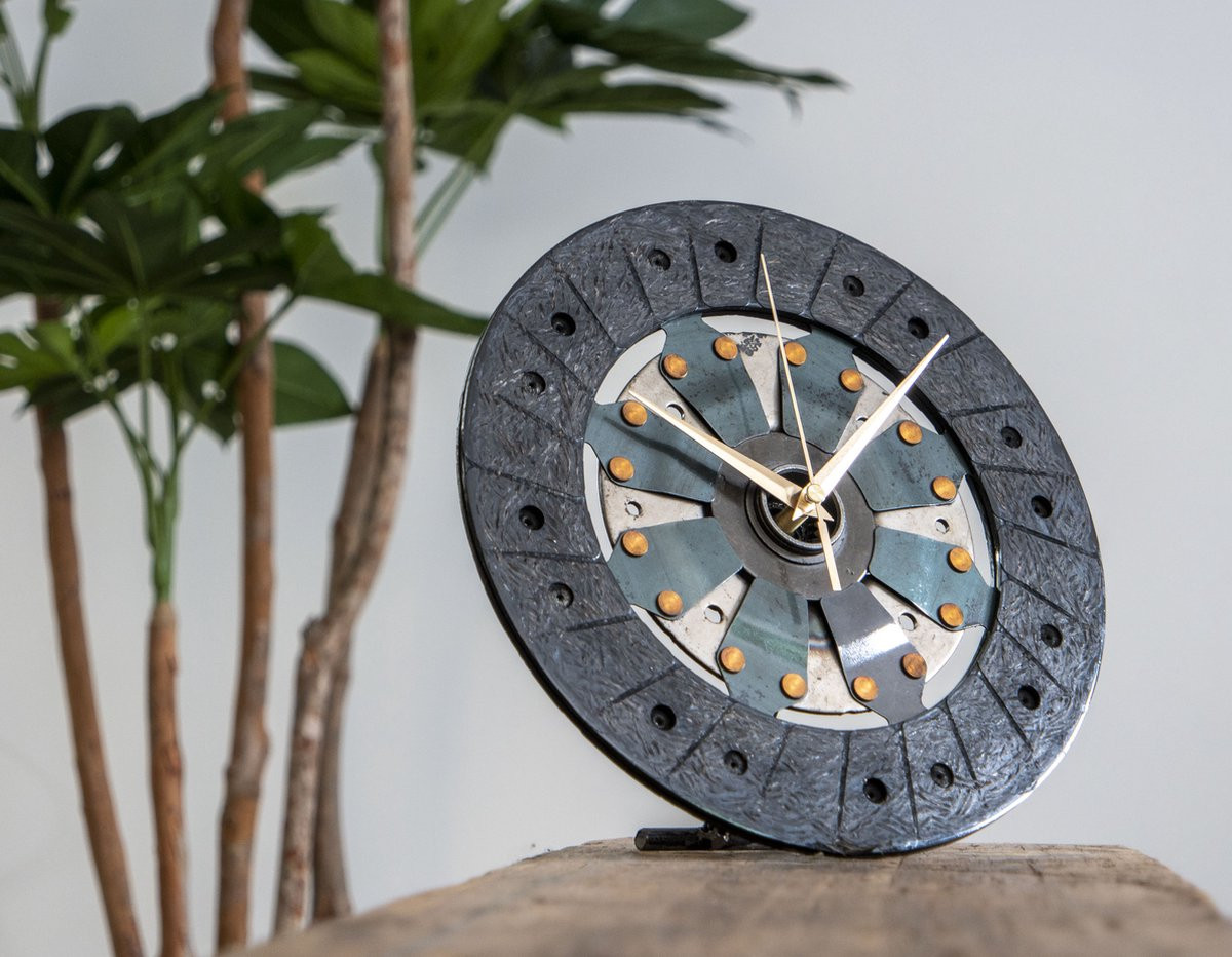 Mancave Store Authentieke Tafelklok voor Decoratie