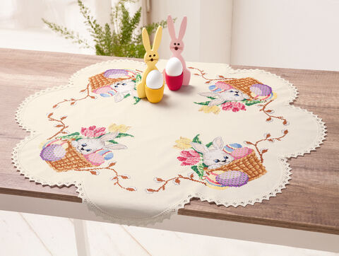 buttinette Form-Mitteldecke "Little Bunny"
