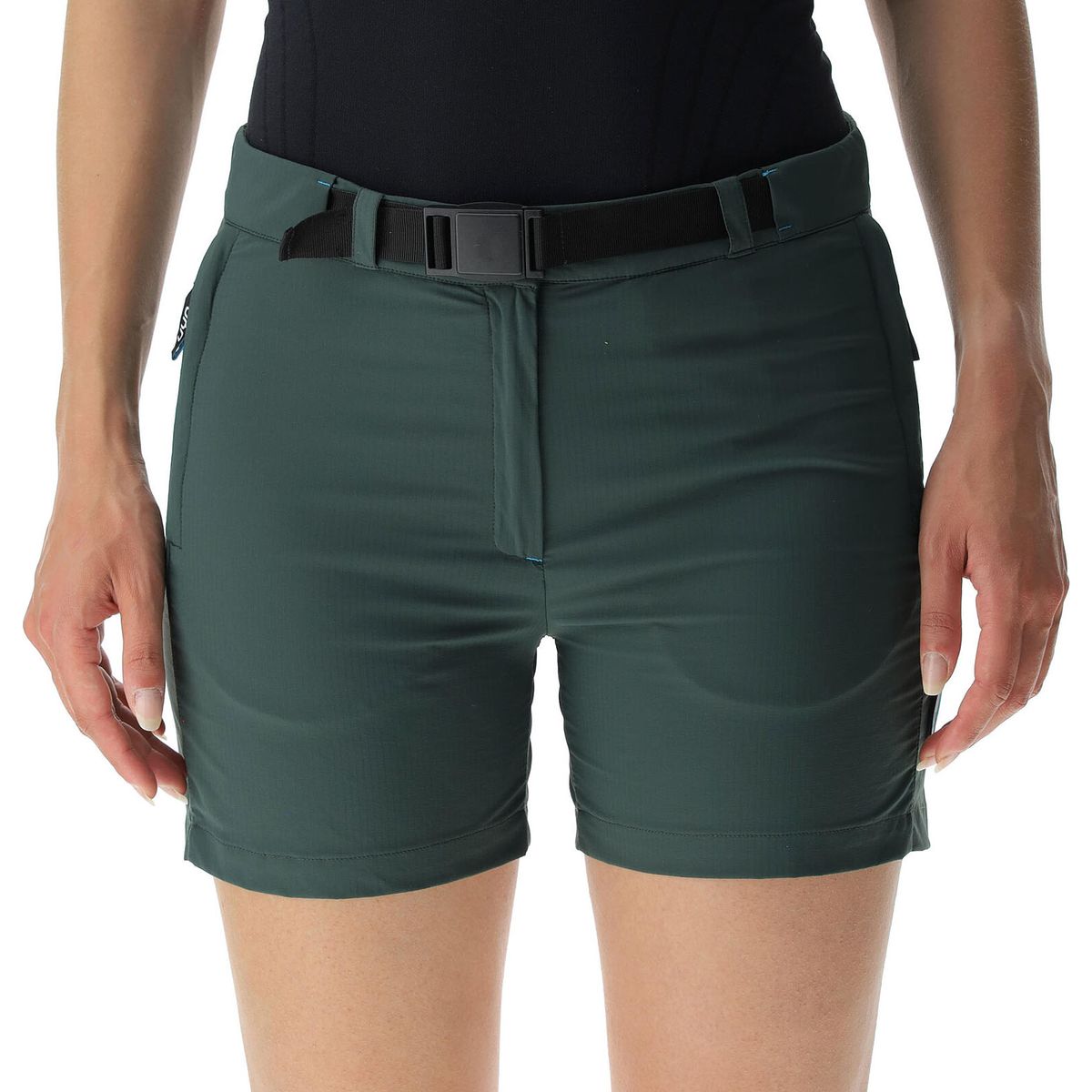 Uyn Woman Crossover OW Shorts deep forest (E740) S O102329-E740-S