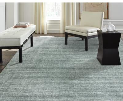 KALATY Spa Blue Hand-woven Wool/ Silkette Area Rug
