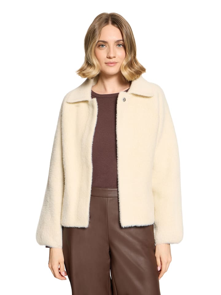 Betty Barclay Teddyjacke in Sand - 38